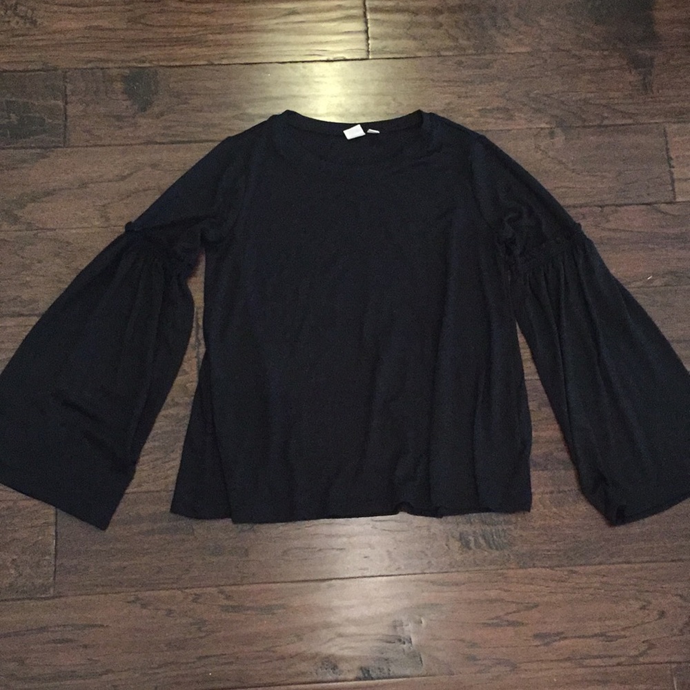 GAP bell sleeve sweater